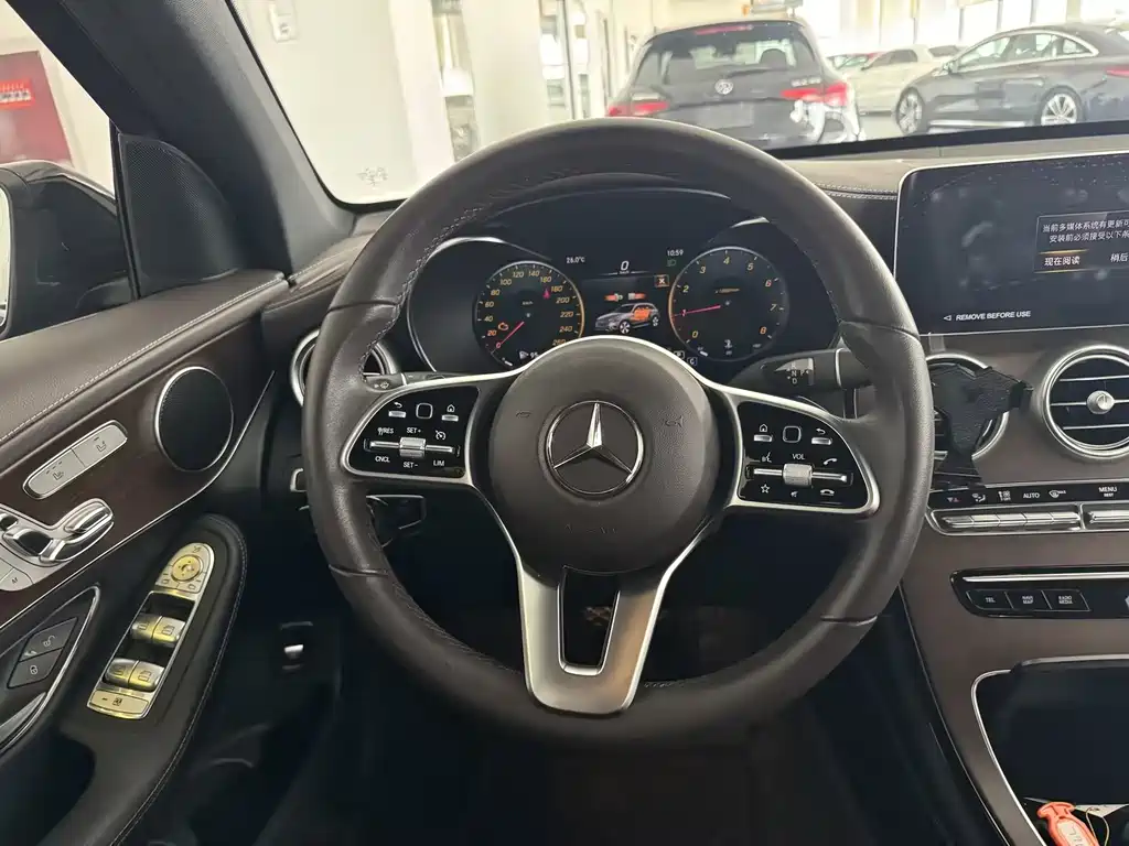 Mercedes-Benz GLC 2022 — фото 11