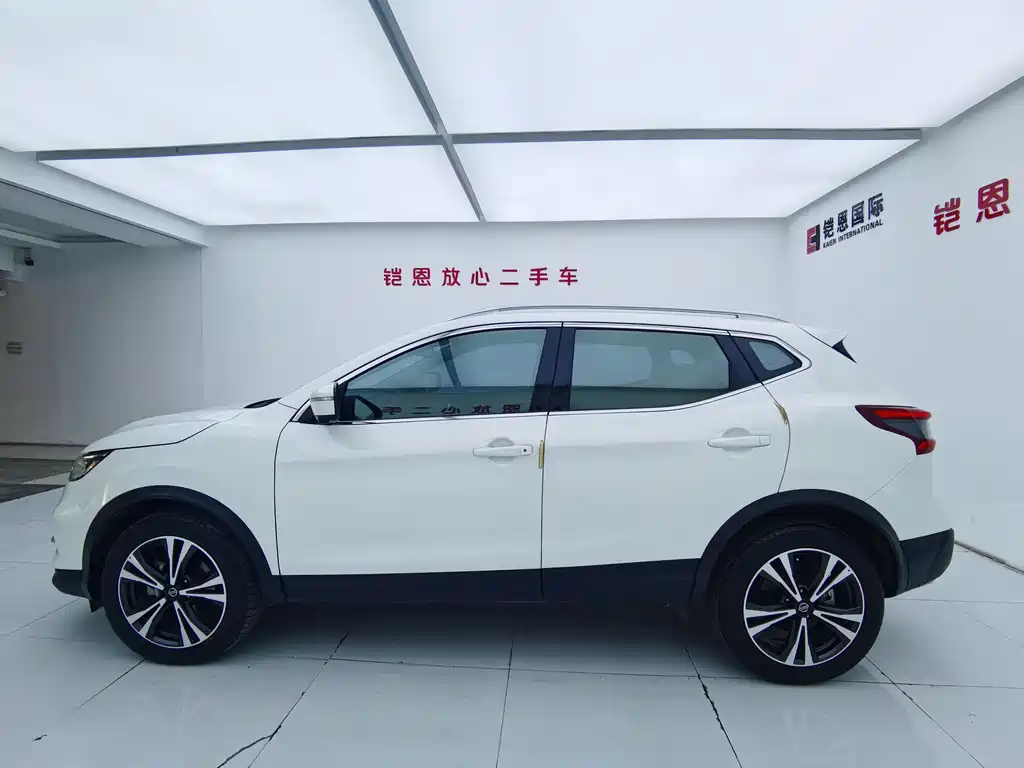 Nissan Qashqai 2023 — фото 4