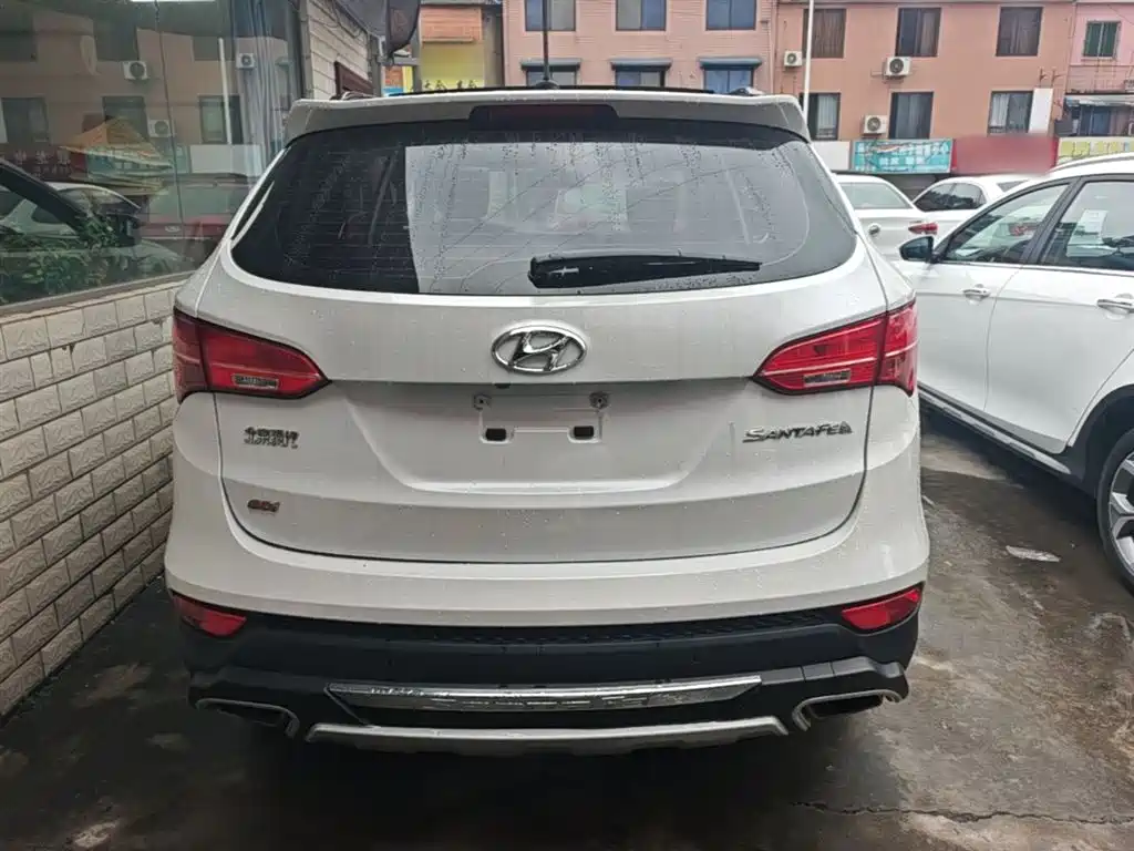 Hyundai Santa Fe 2015 — фото 6