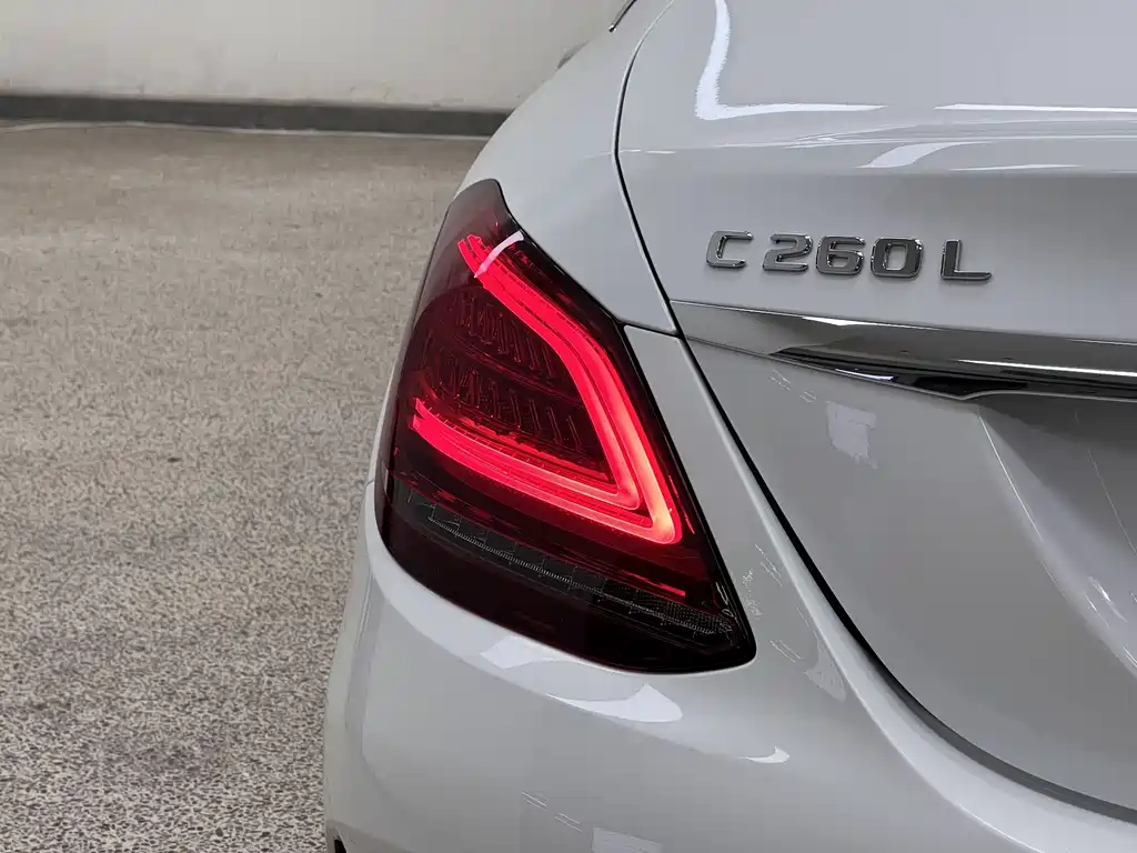 Mercedes-Benz C-Class 2022 — фото 35