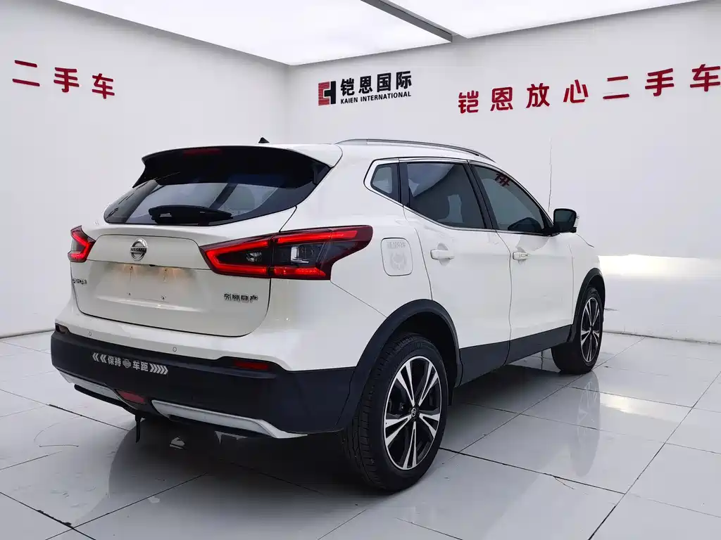 Nissan Qashqai 2023 — фото 10
