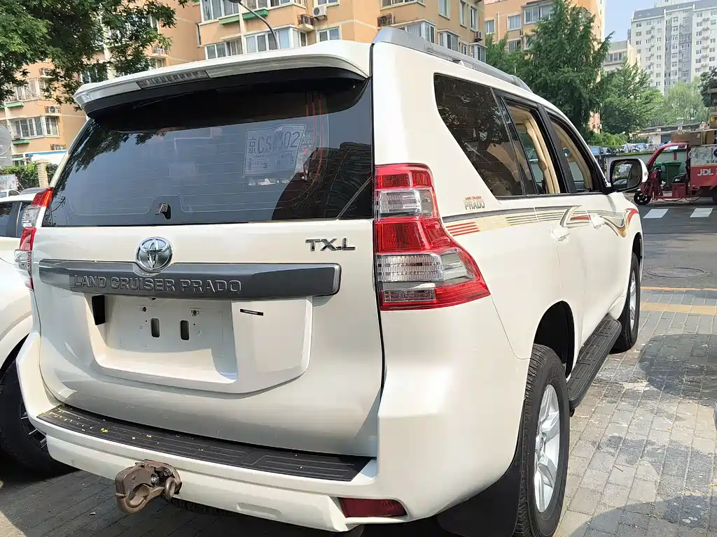 Toyota Prado 2017 — фото 3