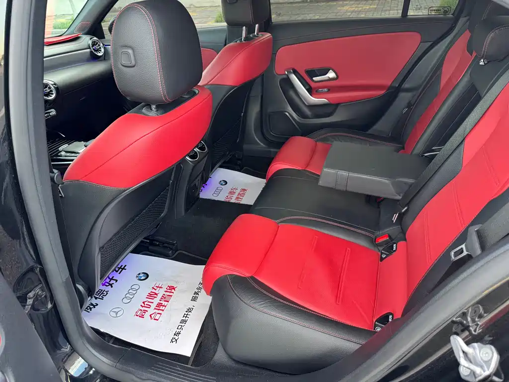 Mercedes-Benz A-Class AMG 2020 — фото 11