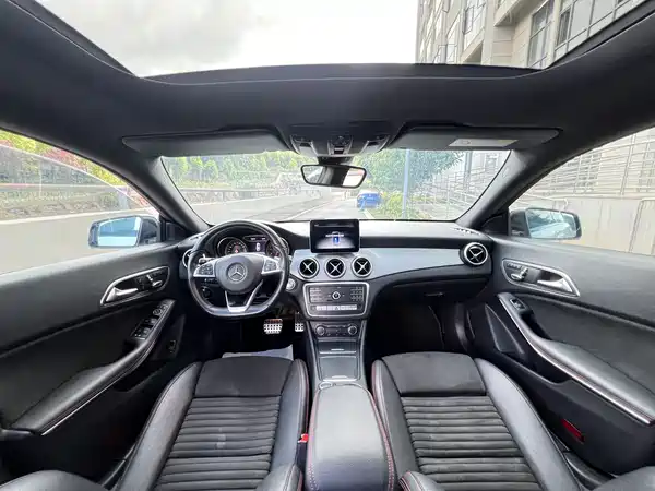 Mercedes-Benz CLA 2018