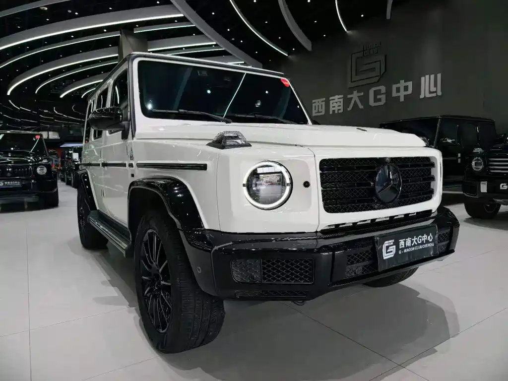 Mercedes-Benz G-Class 2023 — фото 4