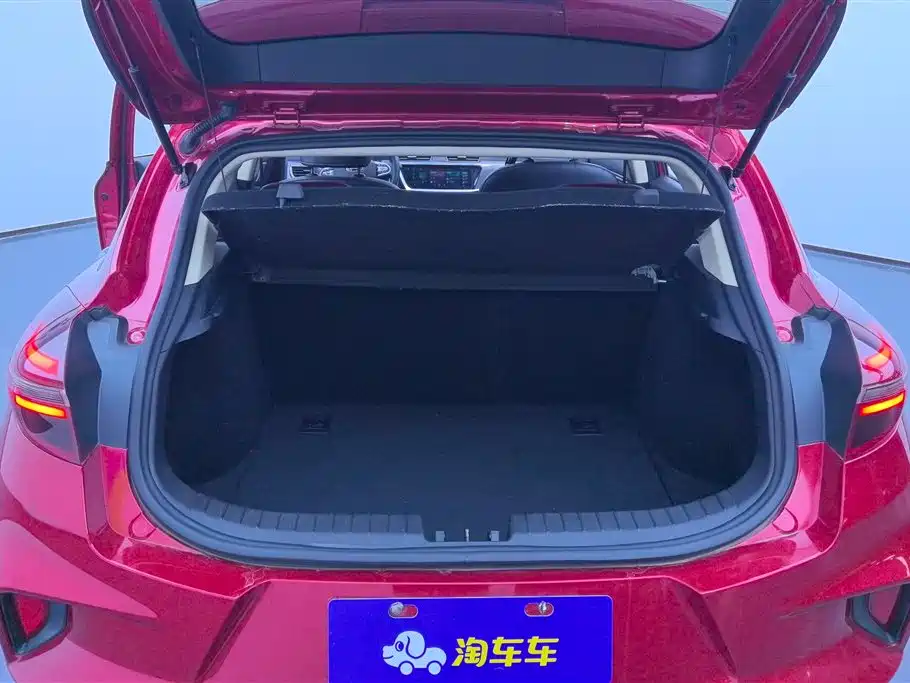 Geely Emgrand GS 2020