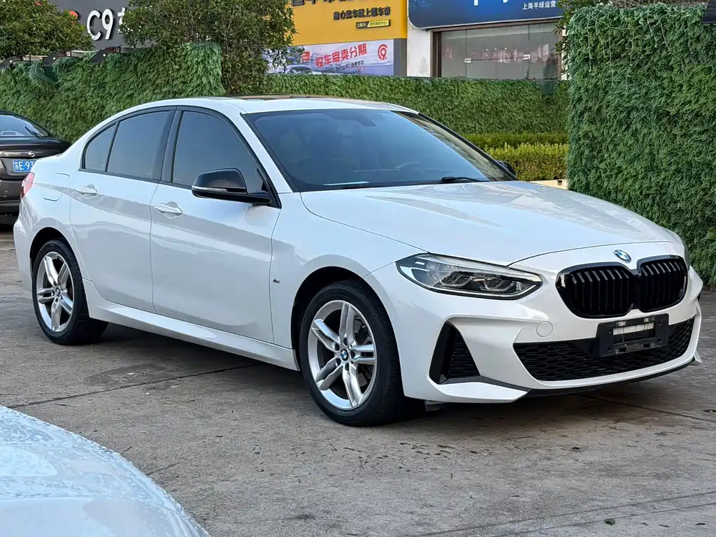 BMW 1 Series 2022