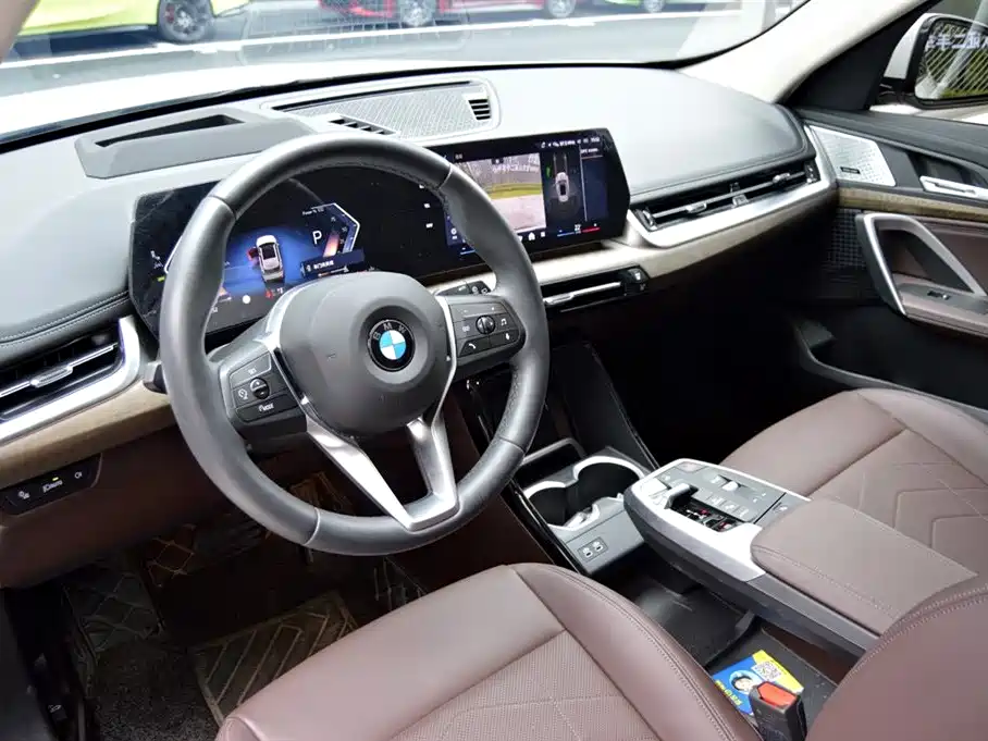 BMW X1 2025 — фото 8