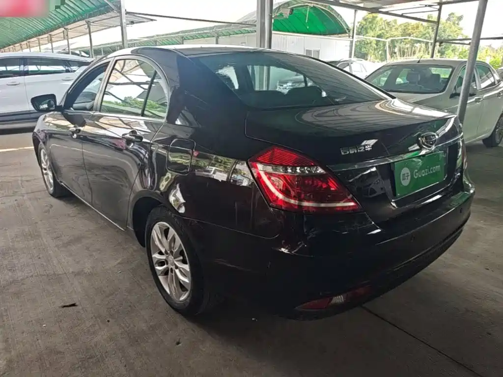 Geely Emgrand 2015