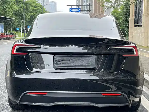 Tesla Model 3 2026