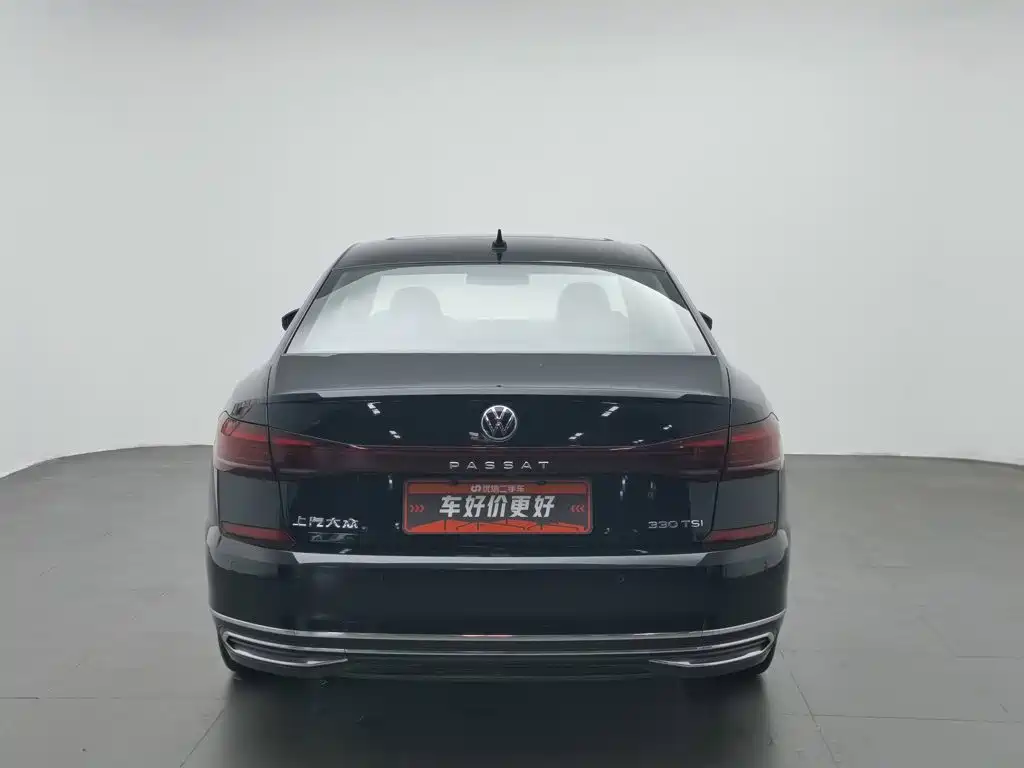 Volkswagen Passat 2023 — фото 4