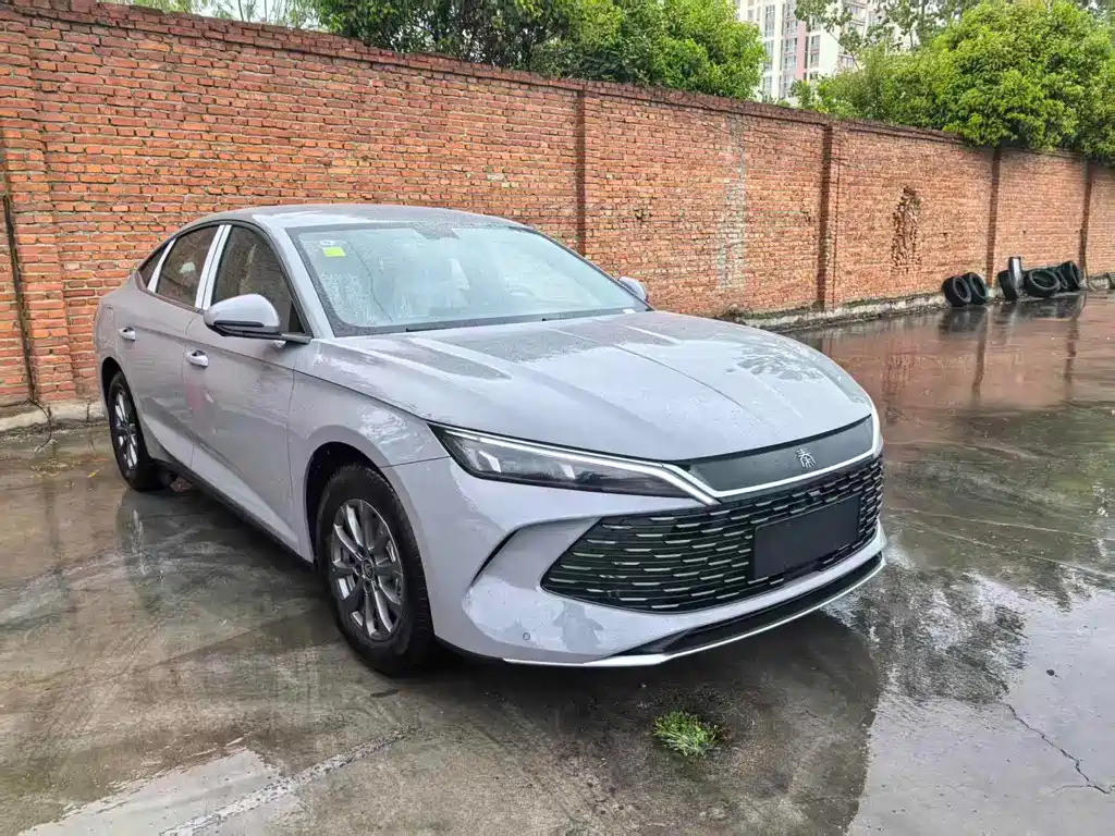 BYD Qin L 2026 — фото 10