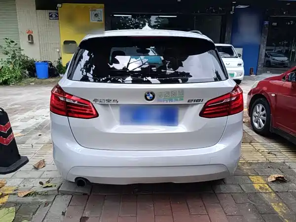 BMW 2 Series Station Wagon 2016