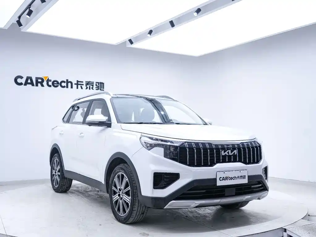 Kia Sportage 2023 — фото 12