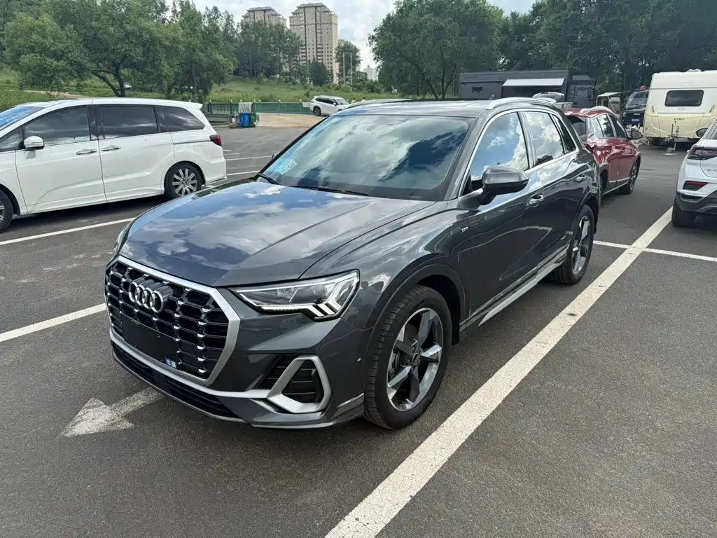 Audi Q3 2022