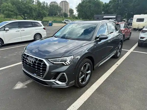 Audi Q3 2022