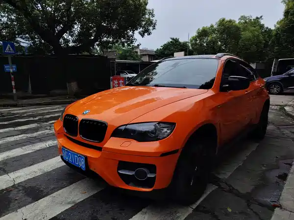 BMW X6 2012