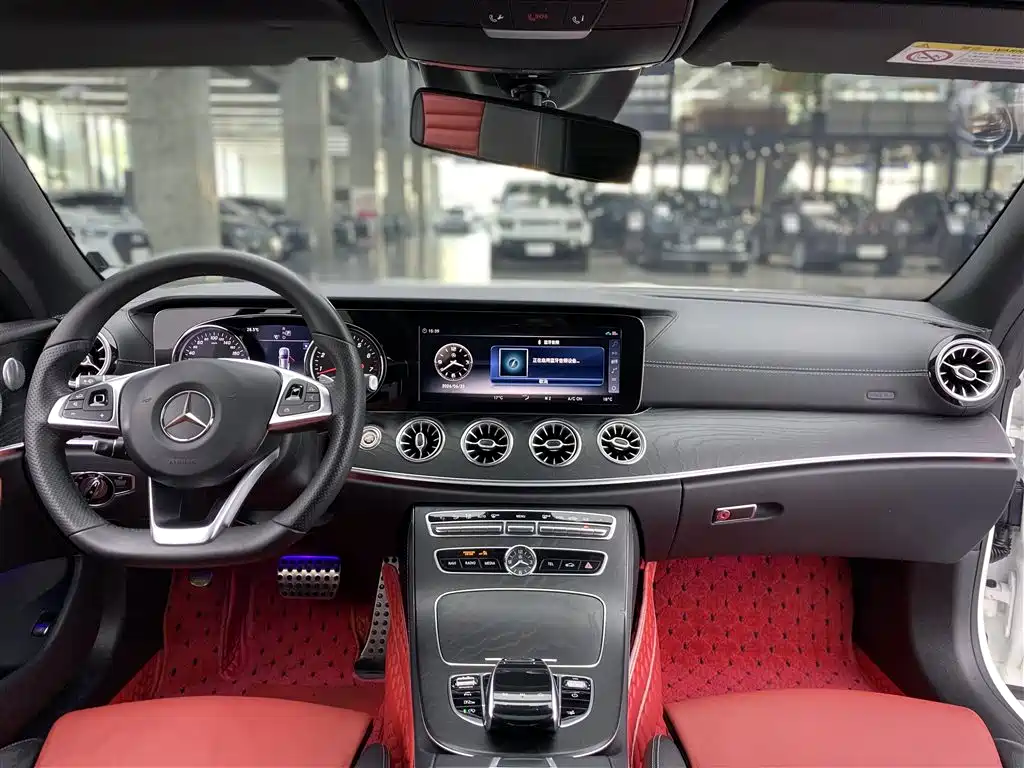 Mercedes-Benz E-Class 2018 — фото 9