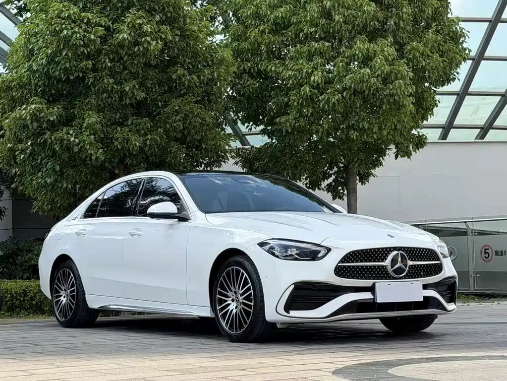 Mercedes-Benz C-Class 2022 — фото 3