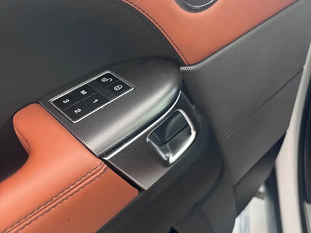 Land Rover Sport 2015 — фото 9