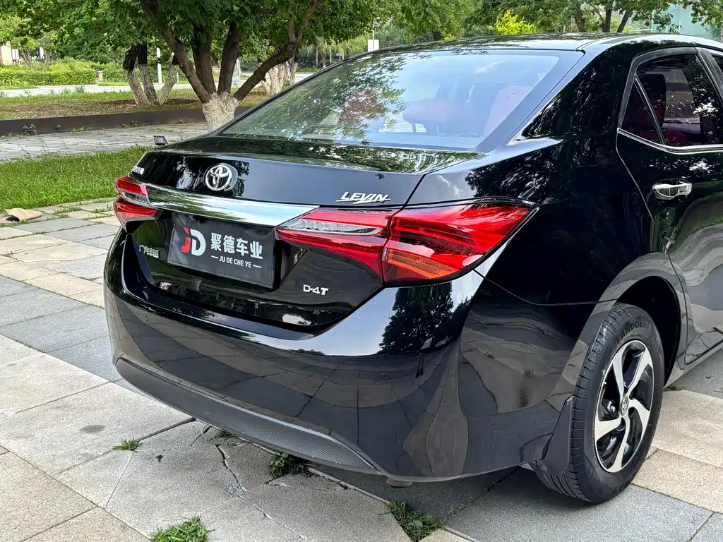 Toyota Levin 2017 — фото 11