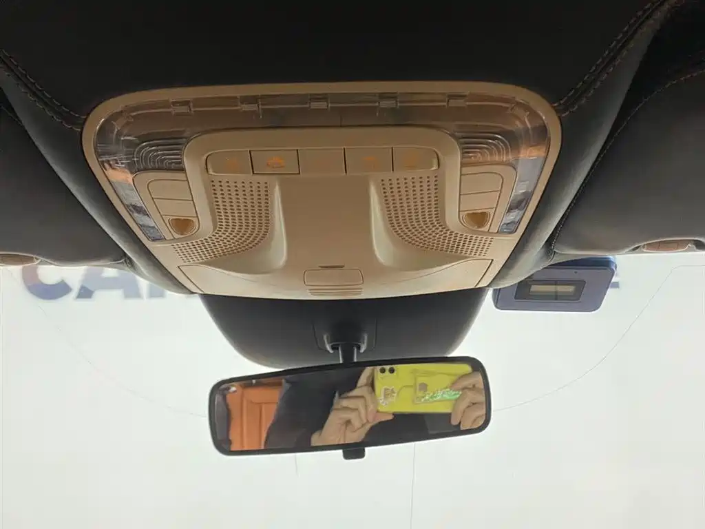 Mercedes-Benz Vito 2023 — фото 23