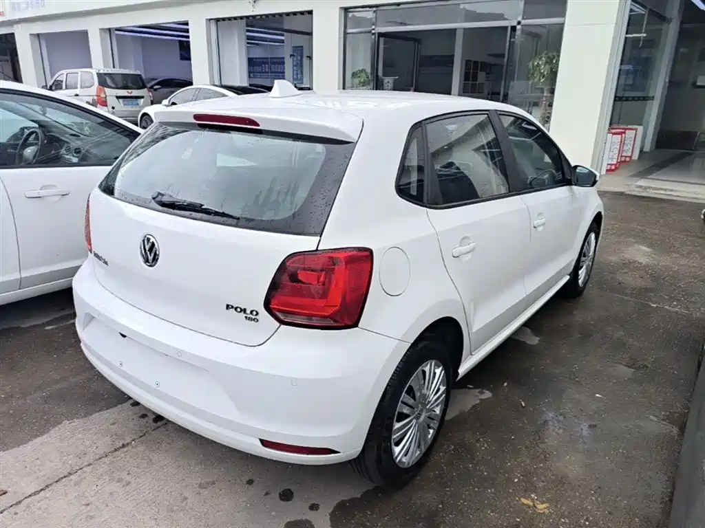 Volkswagen Polo 2017 — фото 7