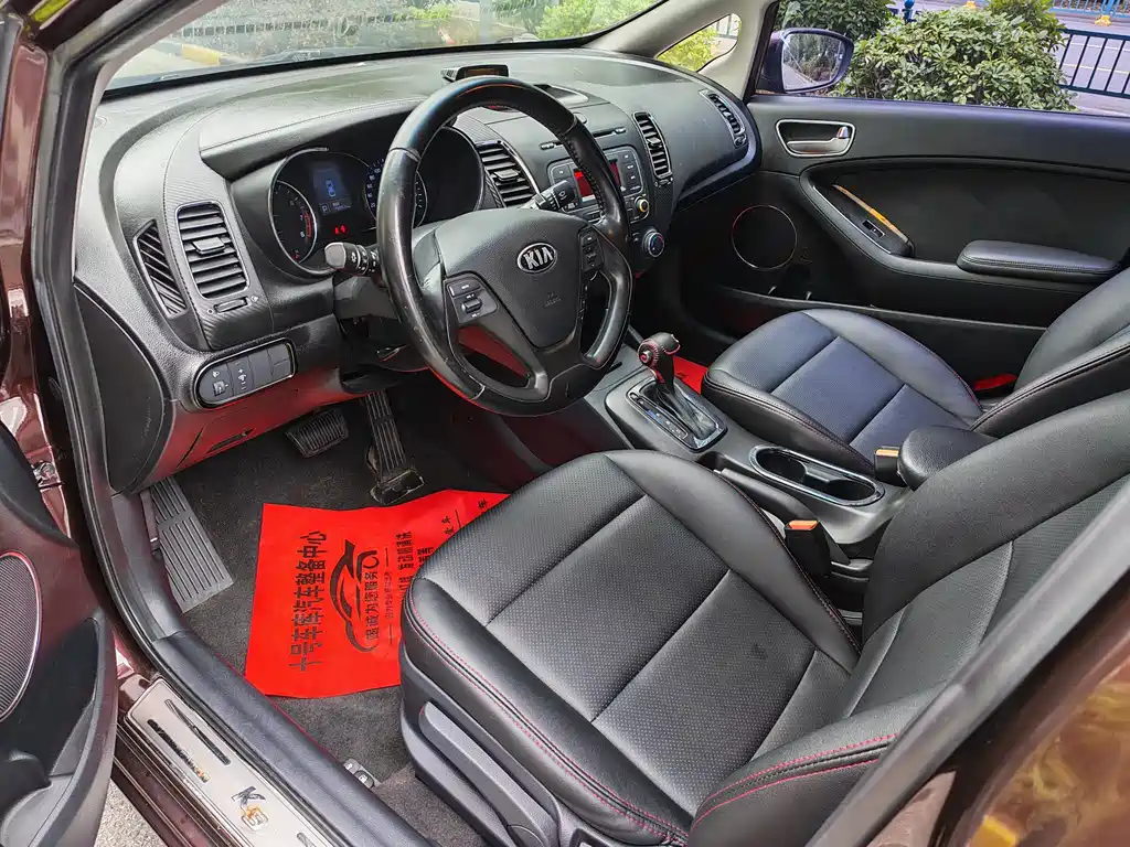 Kia K3 2013
