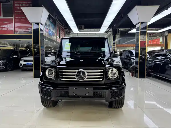 Mercedes-Benz G-Class 2025