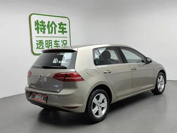 Volkswagen Golf 2016