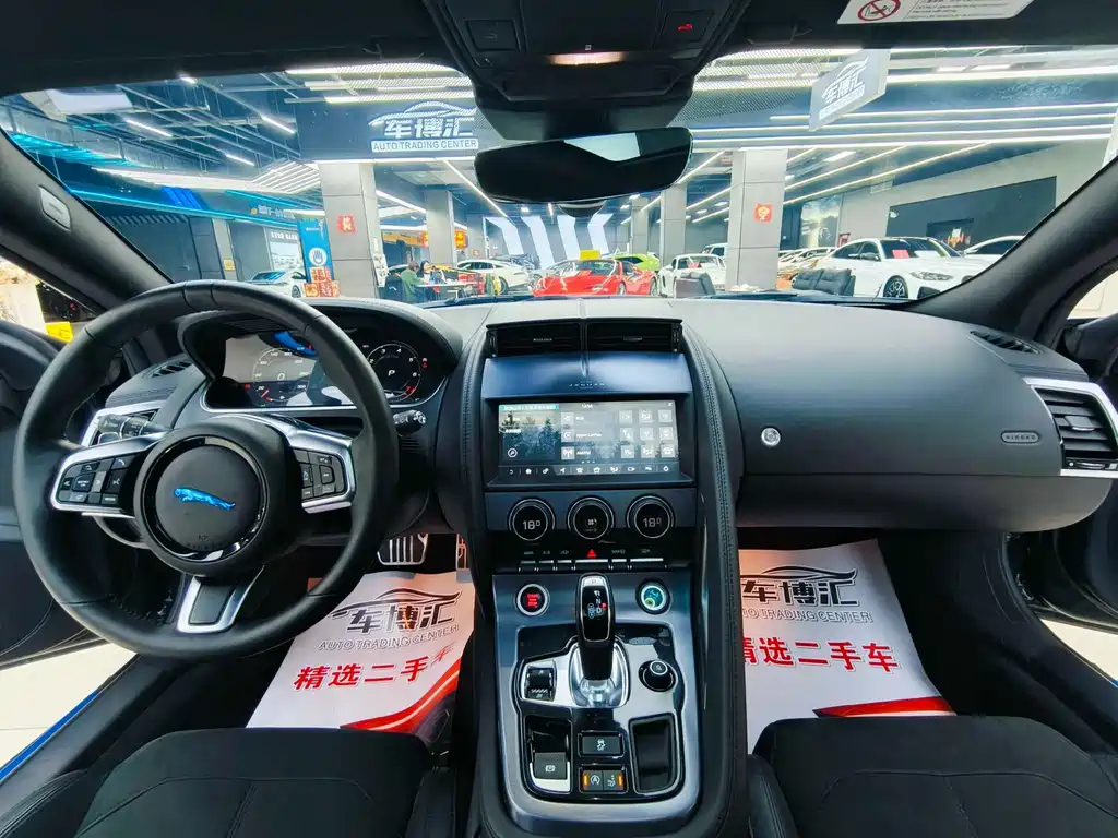 Jaguar F-TYPE 2021 — фото 12
