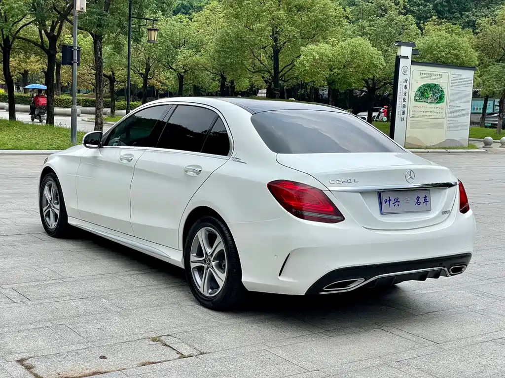 Mercedes-Benz C-Class 2020 — фото 11