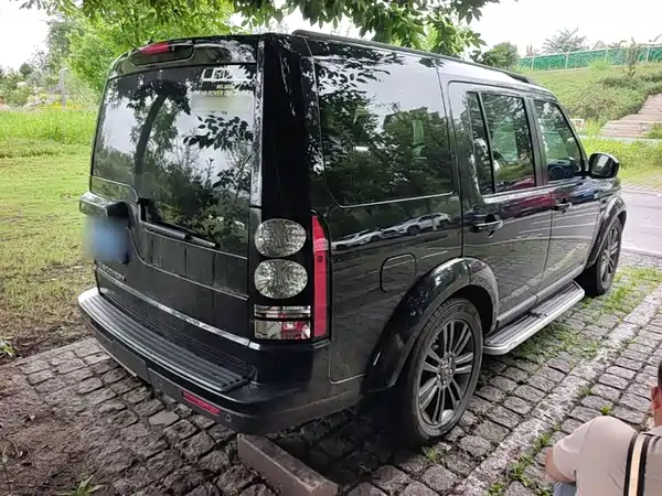 Land Rover Discovery 2017