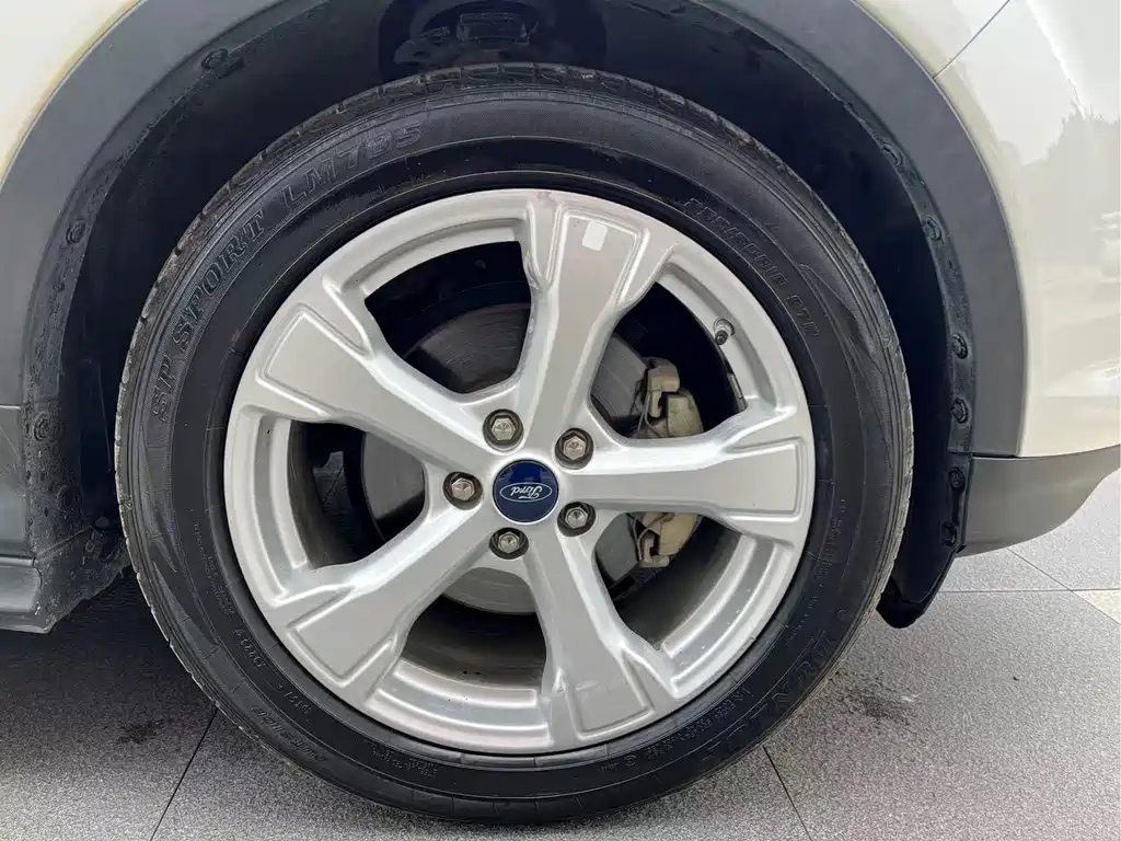 Ford Kuga 2018 — фото 10