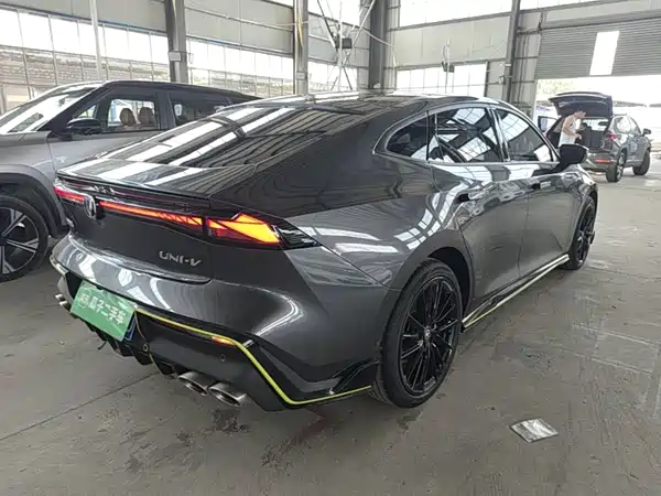 Changan UNI-V 2023
