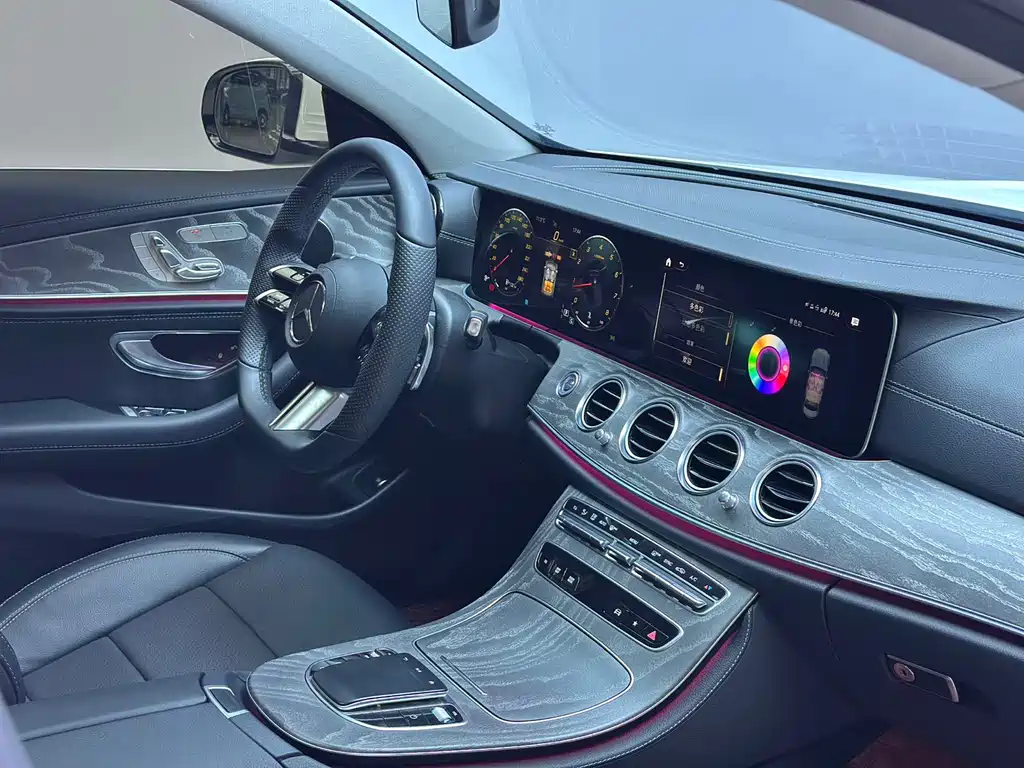Mercedes-Benz E-Class 2023 — фото 14