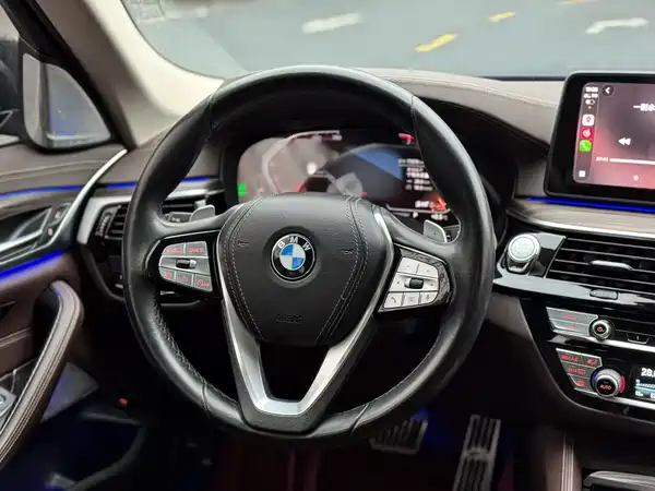 BMW 5 Series 2022