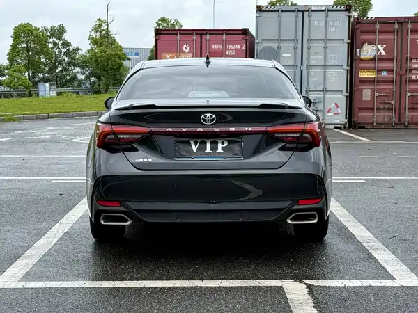 Toyota Avalon 2019