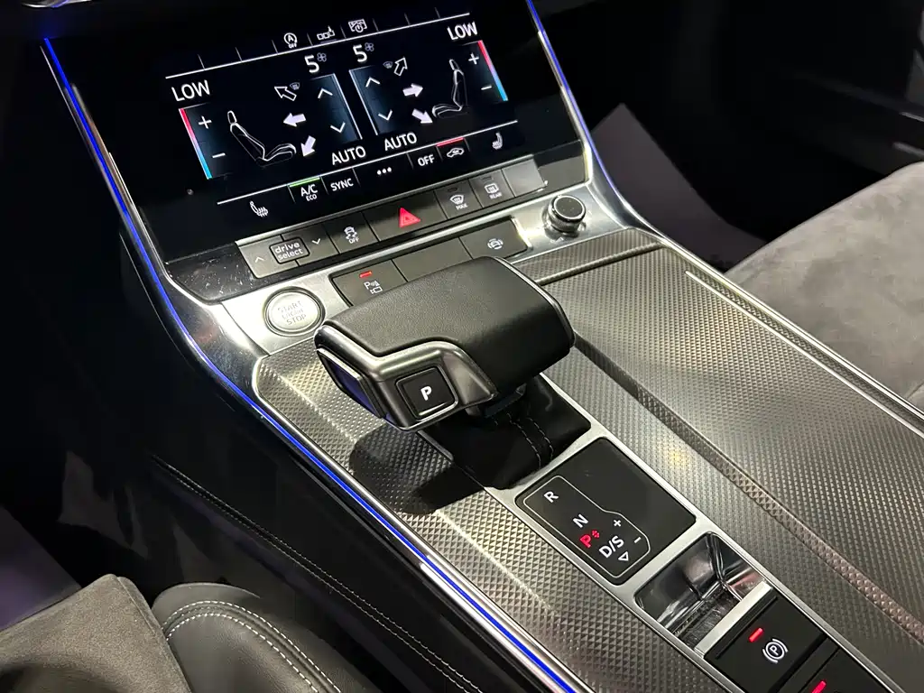 Audi A6L 2020 — фото 16
