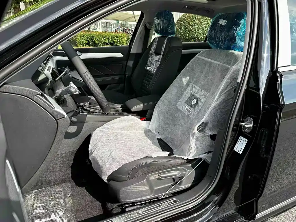 Volkswagen Magotan 2026