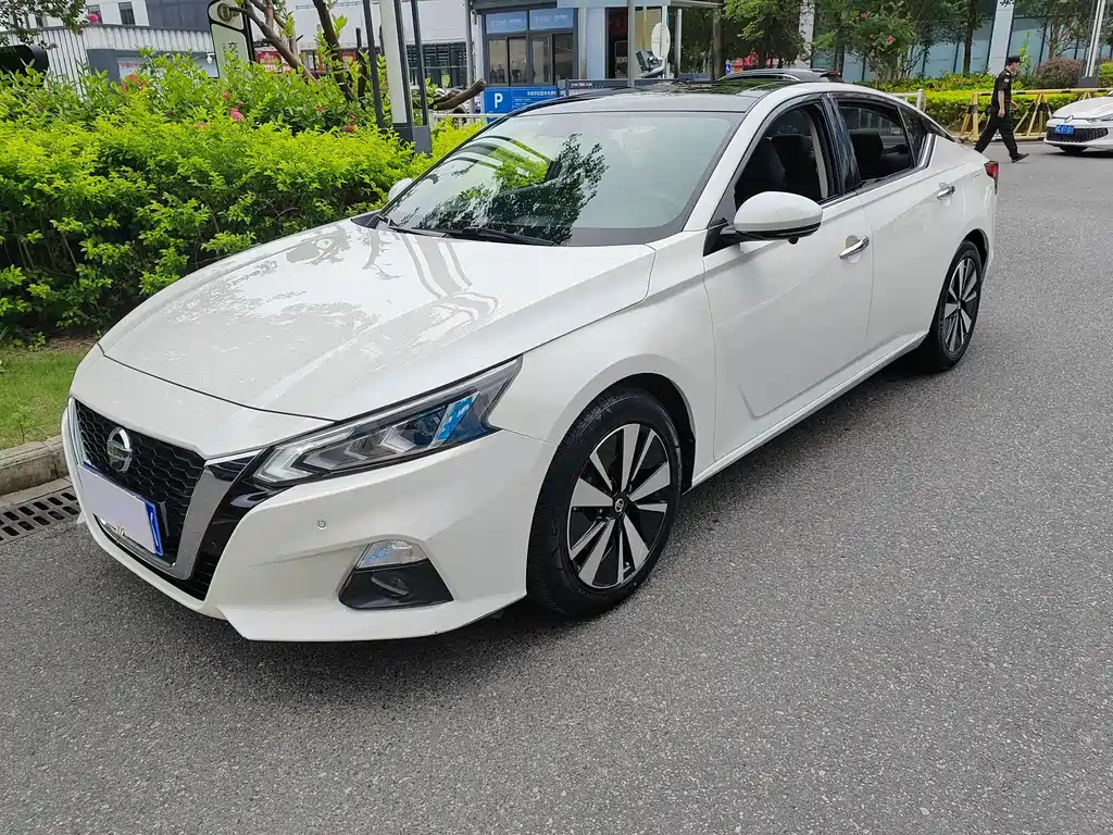 Nissan Teana 2021