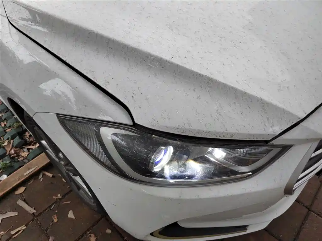 Hyundai Elantra 2017
