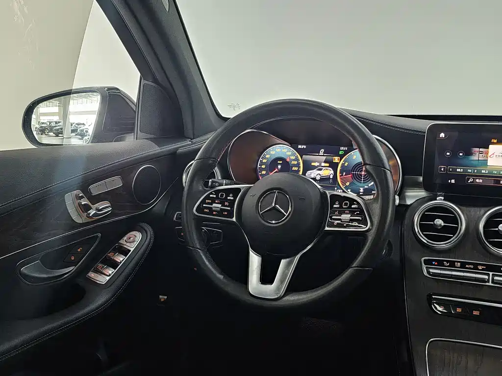 Mercedes-Benz GLC 2021 — фото 12