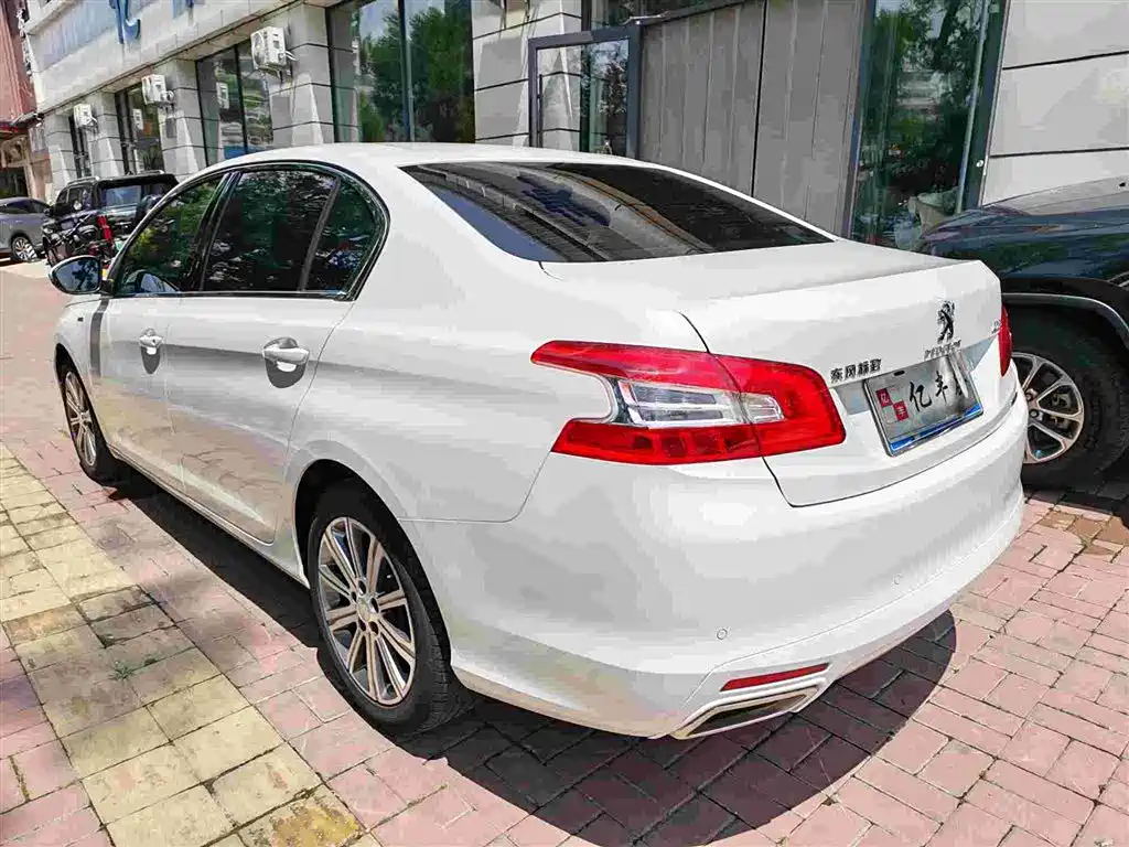 Peugeot 408 2017