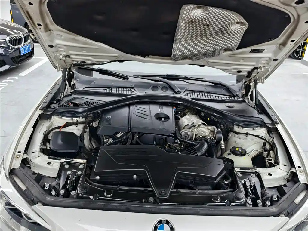BMW 1 Series 2015 — фото 18