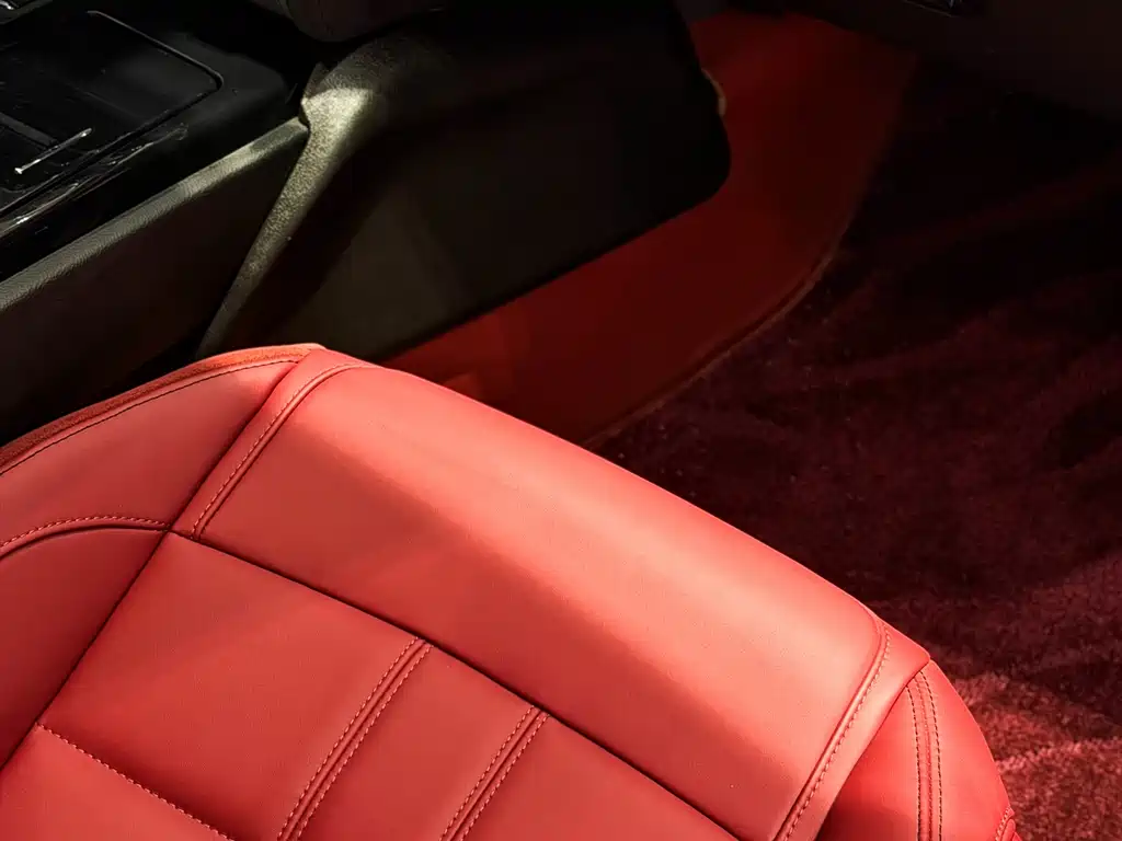 Maserati Ghibli 2023 — фото 11