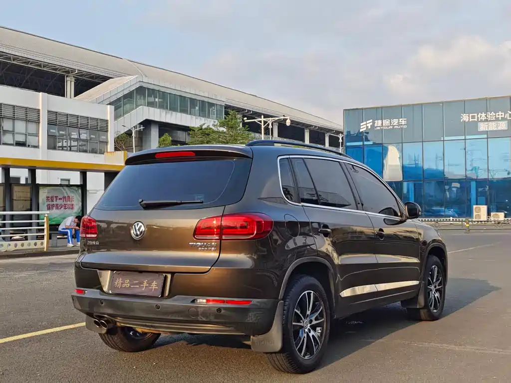 Volkswagen Tiguan 2016 — фото 9