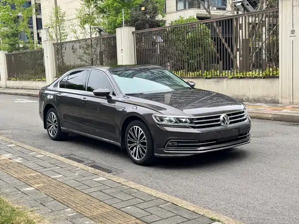 Volkswagen Phideon 2018