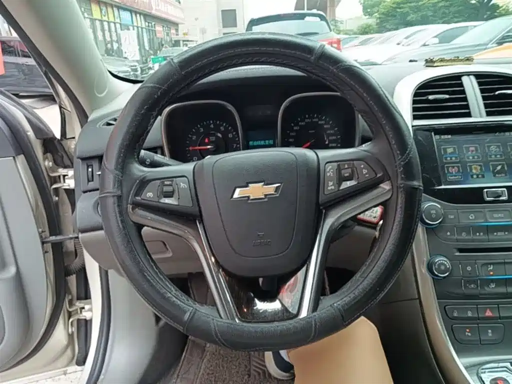 Chevrolet Malibu 2016 — фото 11