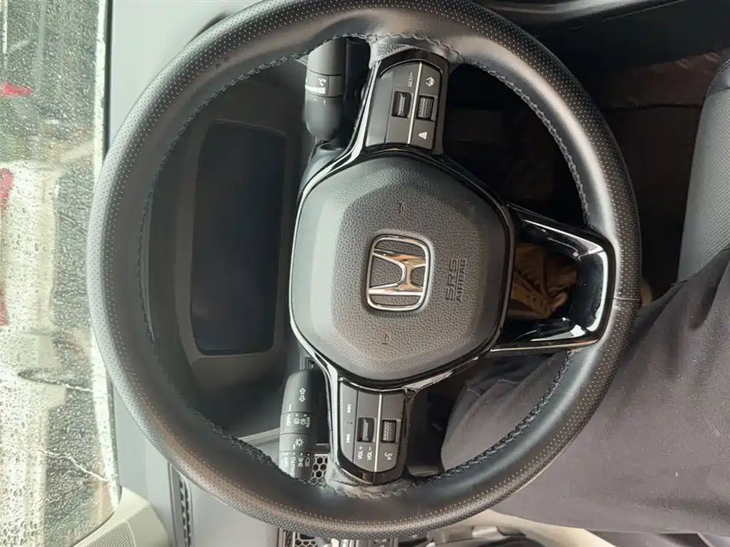 Honda Civic 2024 — фото 11